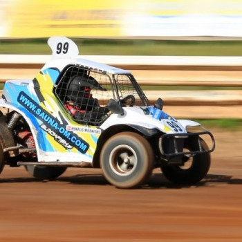 Autokross: âLegalizÄjasâ Open 2500 un Mini, pÄrsteidz MÅ«rnieku Ä£imene  |  Autocross.lv