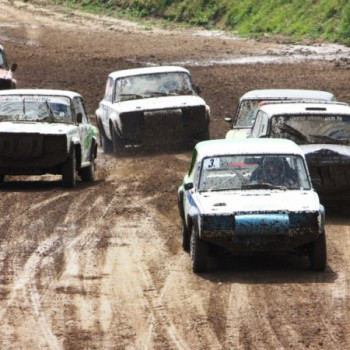 Autokross: Kolomenskis âVAZ klasÄ vismazÄk zinÄmÄ!â  |  Autocross.lv
