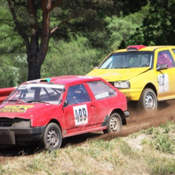 Autokross: Ärzemnieki gatavojas Smiltenes cÄ«ÅÄm  |  Autocross.lv
