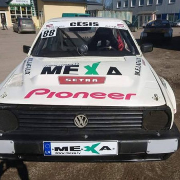 Autokross: Rihards Dainis atrÄda jauno auto (FOTO)  |  Autocross.lv