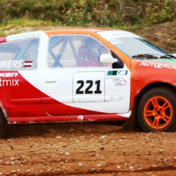 Autokross: JÄnis Ikers atgrieÅ¾as autokrosa ÄempionÄtÄ  |  Autocross.lv