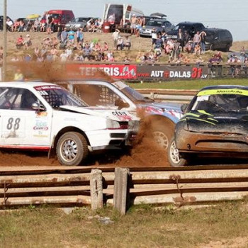 Autokross: Edijs OÅ¡s: âInteresanti, taÄu par traku!â  |  Autocross.lv