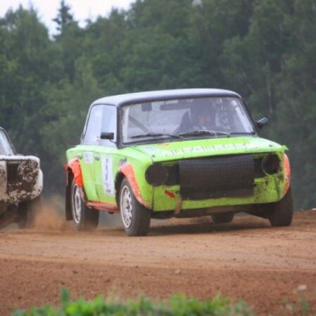Autokross: LicenÄu maÅ¡Ä«na turpina darbu  |  Autocross.lv
